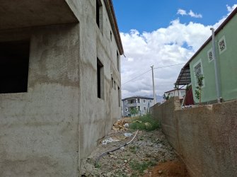500 m² Arsa İçinde 2 Katlı 250 m² Ev – Sıvalı Kaba İnşaat
