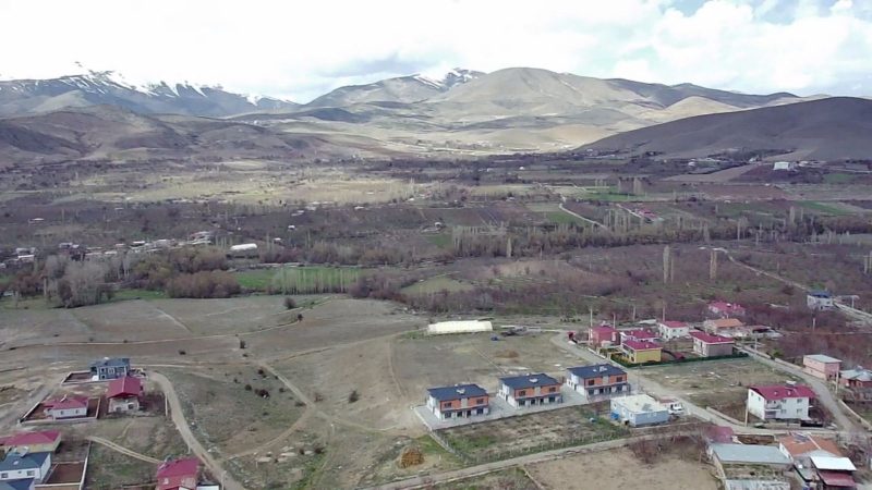 ÇUKURBAĞ MARTI MAH.512 m^2 ARSA - Fotoğraf 2 | Turasan Emlak Niğde