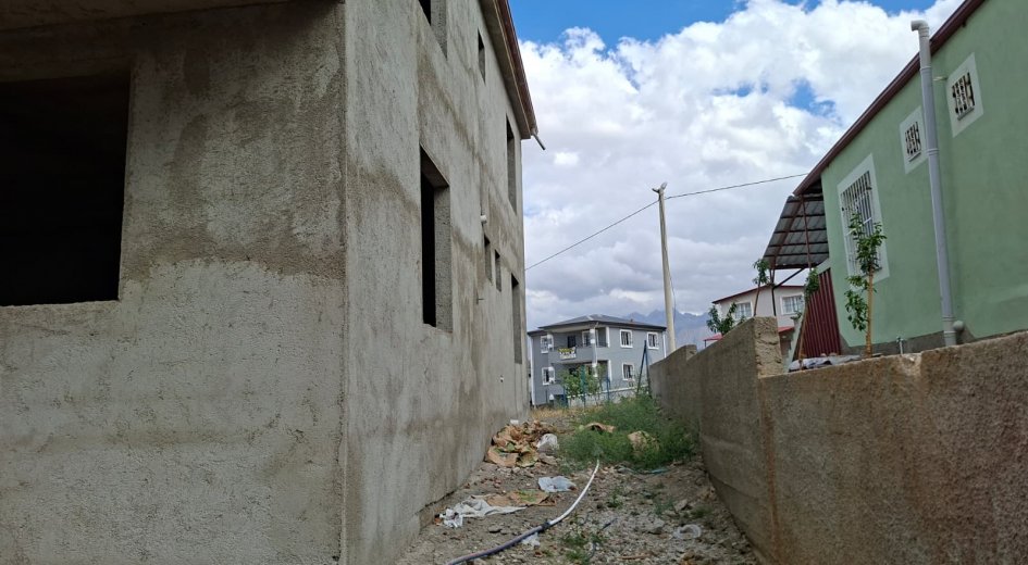 500 m² Arsa İçinde 2 Katlı 250 m² Ev – Sıvalı Kaba İnşaat