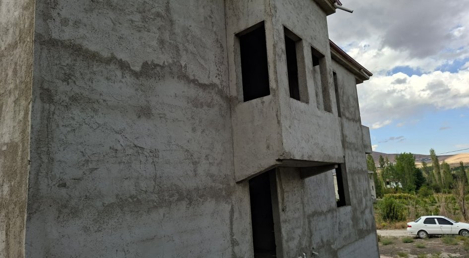 500 m² Arsa İçinde 2 Katlı 250 m² Ev – Sıvalı Kaba İnşaat