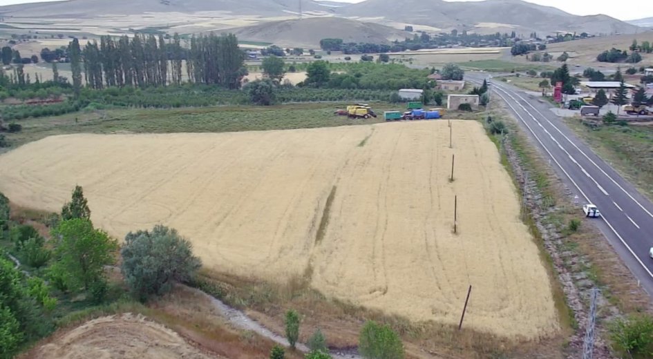 PETROL VE TİCARETHANEYE UYGUN ANA YOL KENARI 3.788m² ARAZİ - Fotoğraf 2 | Turasan Emlak Niğde