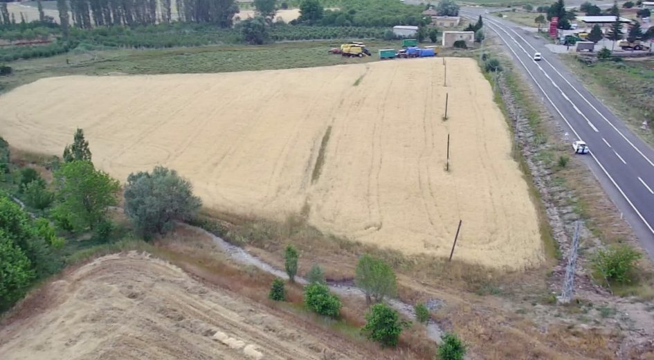 PETROL VE TİCARETHANEYE UYGUN ANA YOL KENARI 3.788m² ARAZİ - Fotoğraf 3 | Turasan Emlak Niğde
