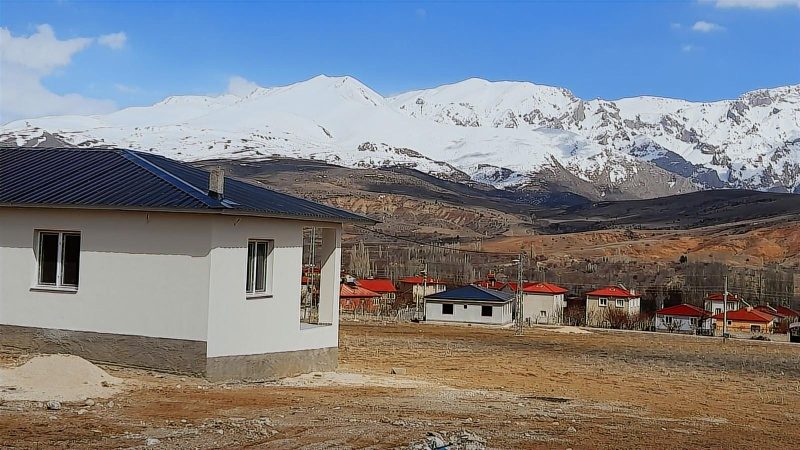 TURASAN EMLAK'TAN DEMİRKAZIK DAĞLARININ ETEĞİNDE MÜSTAKİL ARSA! - Fotoğraf 16 | Turasan Emlak Niğde