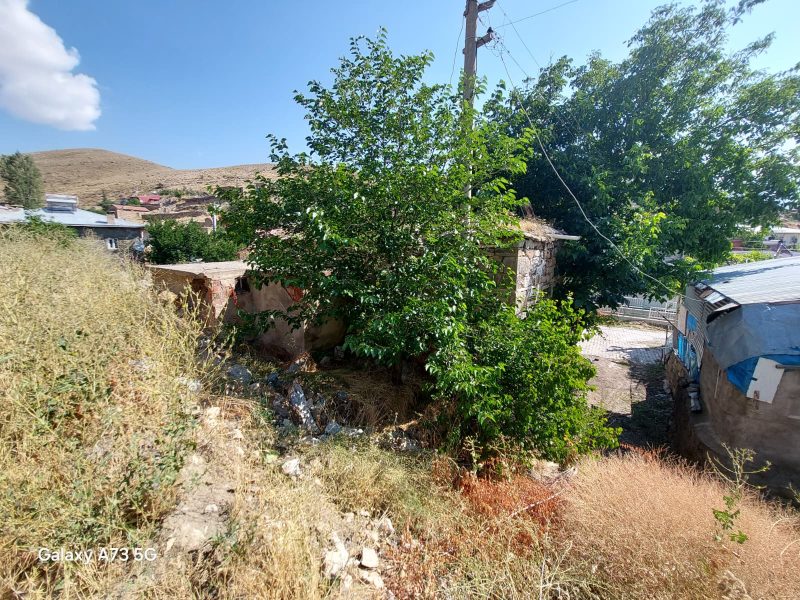 TURASAN EMLAK'TAN | KÖY İÇİNDE SATILIK ARSALI EV - Fotoğraf 19 | Turasan Emlak Niğde