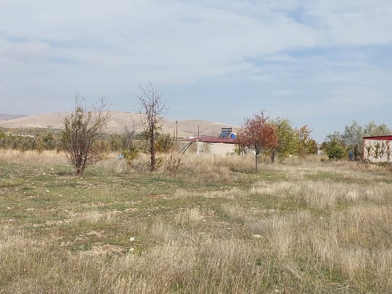 Niğde Çamardı Çukurbağ’da Yerleşim İçi, Eve Bitişik Satılık 1.943 m² Arazi - Fotoğraf 4 | Turasan Emlak Niğde