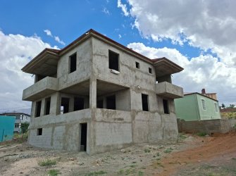 500 m² Arsa İçinde 2 Katlı 250 m² Ev – Sıvalı Kaba İnşaat
