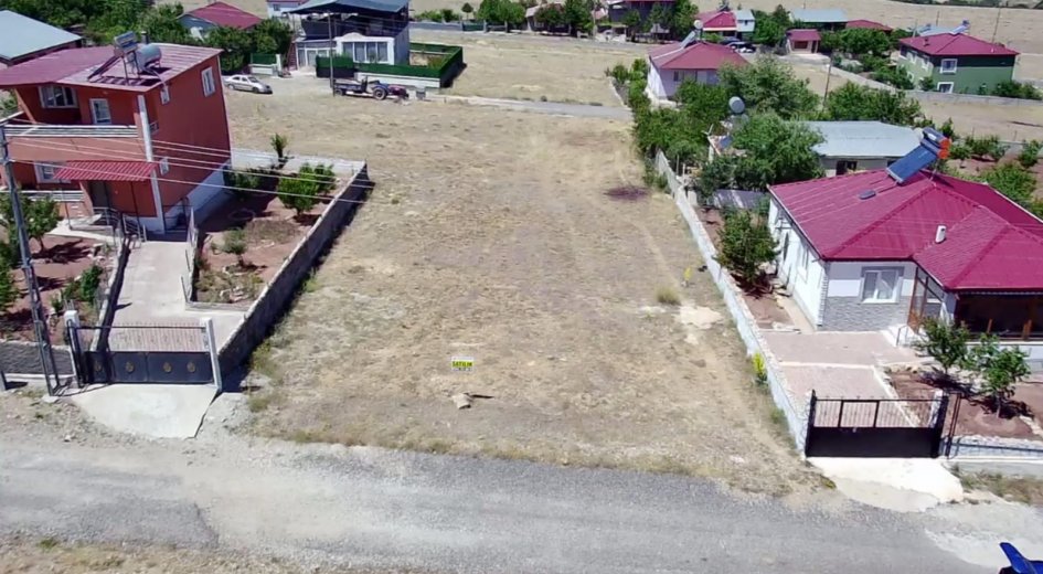 ÇUKURBAĞ KÖYÜNDE İMARLI 500m² VİLLALIK ARSA - Fotoğraf 1 | Turasan Emlak Niğde